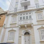 Gorgeous Three-bedroom Penthouse Triplex & Hot Tub Apartment