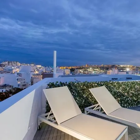 公寓 Gorgeous Three-bedroom Penthouse Triplex & Hot Tub